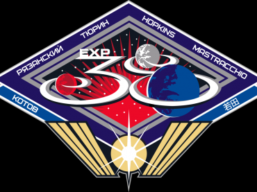 1200px-ISS_Expedition_38_Patch.png