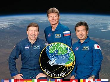 Expedition_19_crew_portrait.jpg