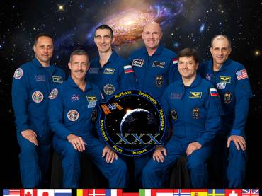 Expedition_30_crew_portrait.jpg