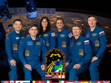Expedition_32_crew_portrait.jpg