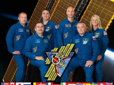 Expedition_36_crew_portrait.jpg