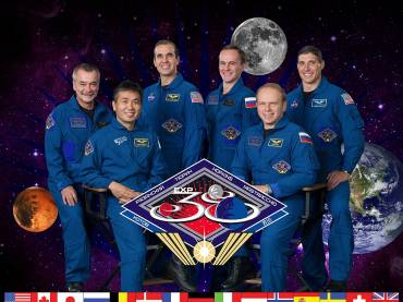 Expedition_38_crew_portrait.jpg
