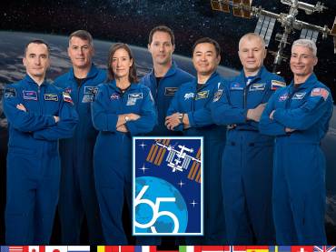 Expedition_65_crew_portrait.jpg