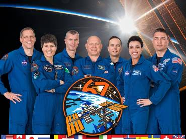 Expedition_67_crew_portrait.jpg