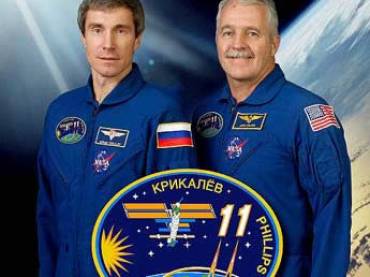 expedition11crew.jpg
