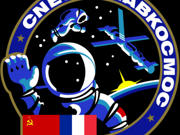 Soyuz_TM-7_patch.png