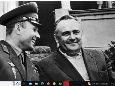 Yuri Gagarin e Seguei Korolev